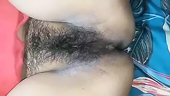 La India Amateur Bhabhi Seduce Y Chupa En Este Video Casero