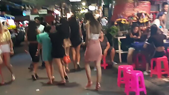 Kompilácia Najlepších Scén Z Pattaya Walking Street