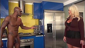 Interracial Gangster Og Busty Girl - Store Pupper Blowjob Og Gruppesex