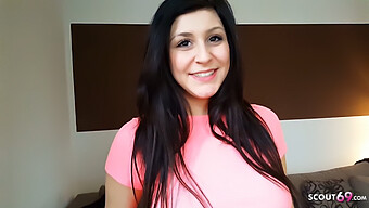 Teen Análny Sex S Kvapkajúcim Análom S Creampie