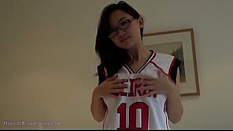 Tiener (18+) Aziatisch Wordt Ondeugend In Kuroko Zonder Mand Cosplay Video