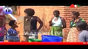 Vídeo Caseiro Realista De Mulheres Do Malawi Discutindo Temas Sexuais