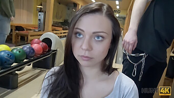 Český Cuckold Má Štěstí V Tomto Amatérském Teen (18+) Videu S Kouřením