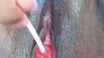 Pengalaman Orgasme Wanita Biseksual Dengan Tubuh Gemuknya Yang Indah